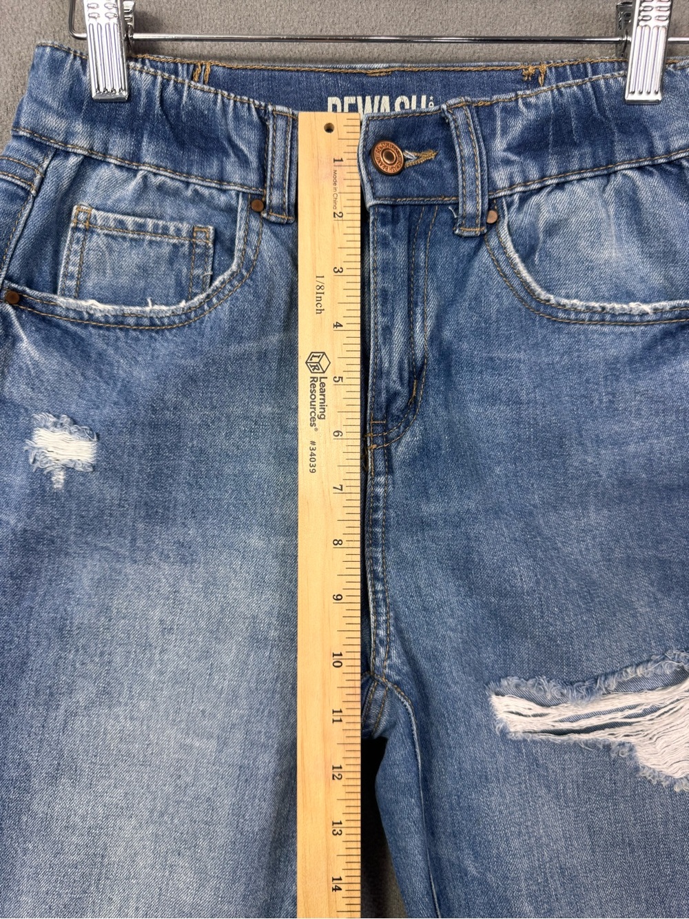 Rewash Distressed High-Rise Cropped Jeans - Medium Light Blue Wash, Size 1 / 25 - Picture 8 of 11
